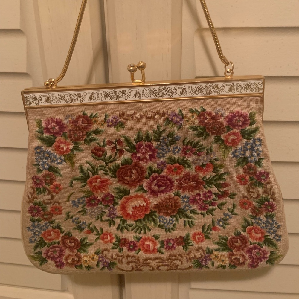Vintage needlepoint small purse with chain